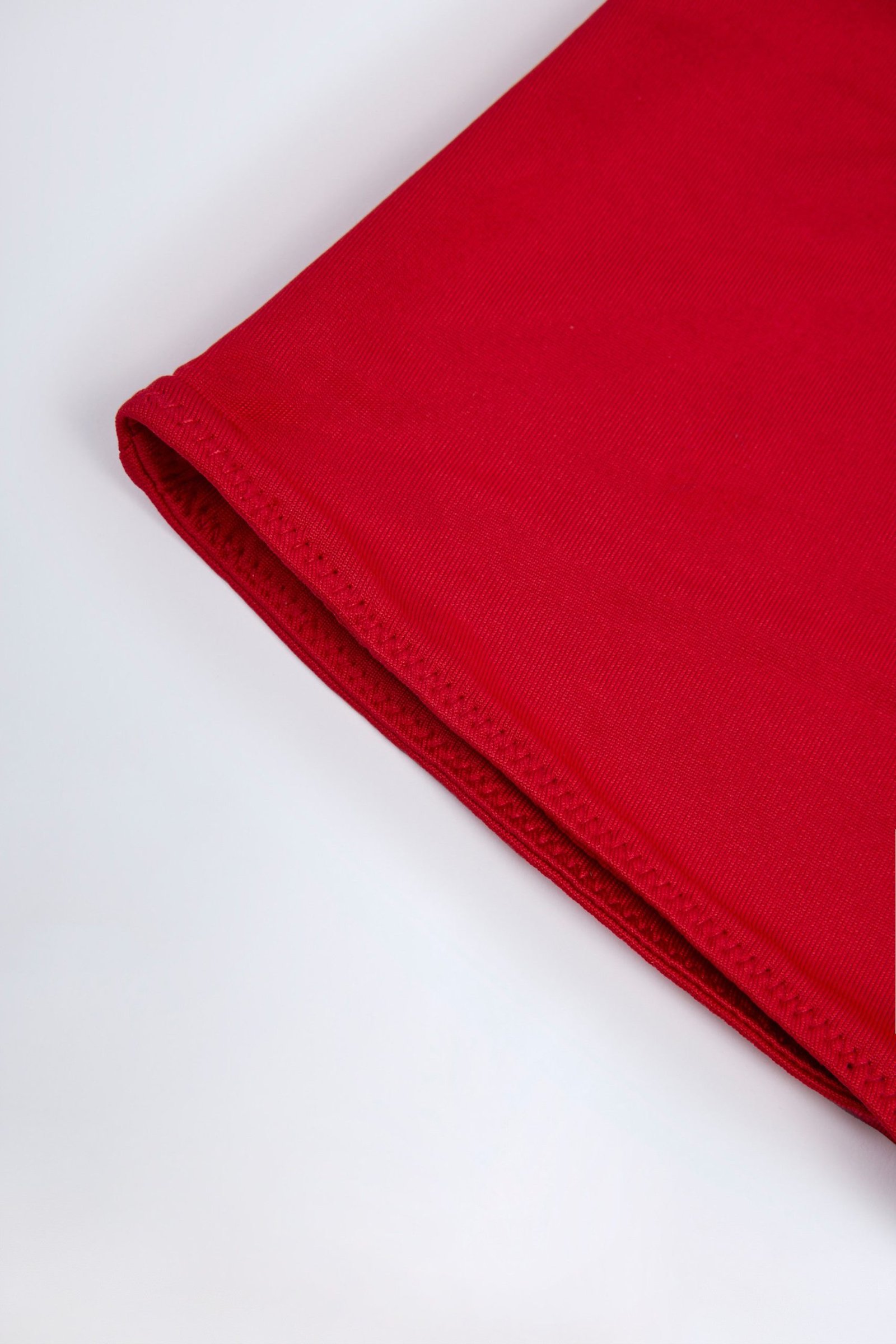 Slinky Jersey Low-Rise Hotpants in Fire Red - Image 8