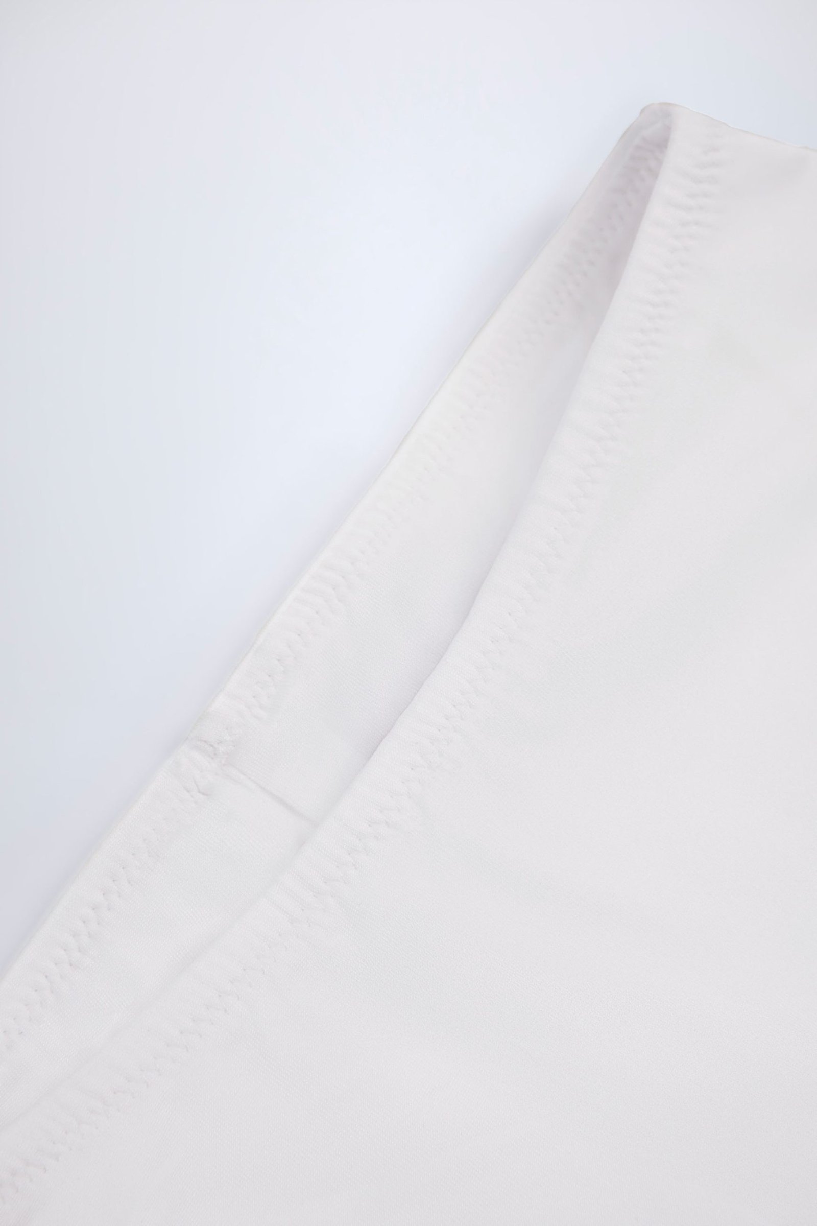 Slinky Jersey Low-Rise Hotpants in White - Image 7