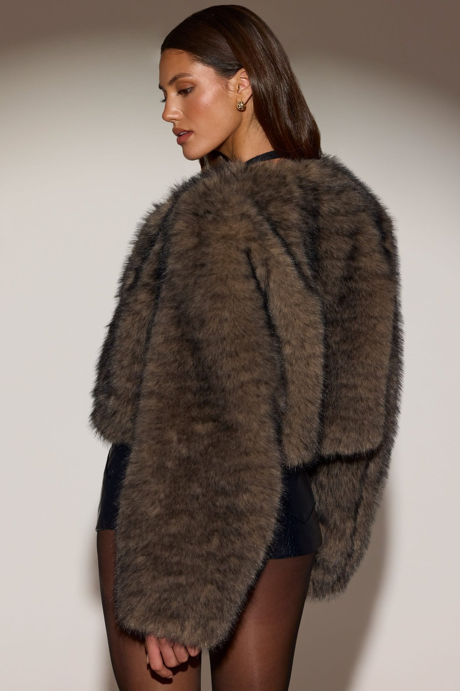 Cropped Faux-Fur Jacket in Chocolate Brown - Image 7