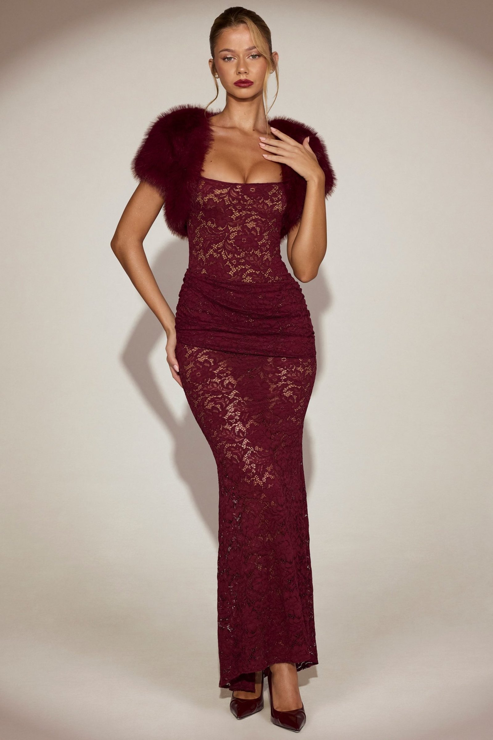 Faux-Fur Short Sleeve Bolero in Wine Red - Image 7