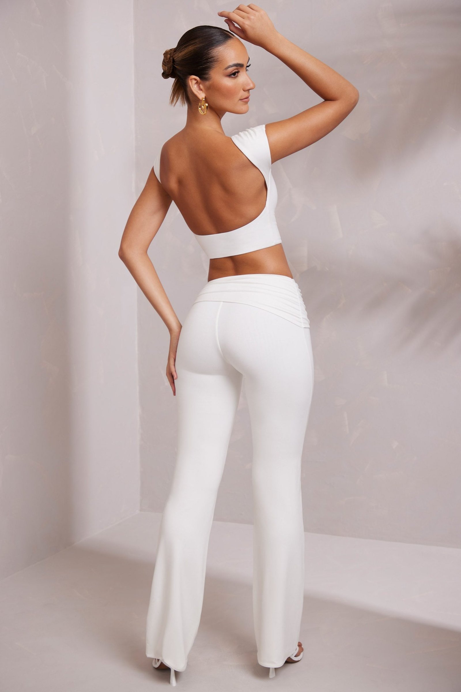 Mid-Rise Straight Leg Trousers in White - Image 3